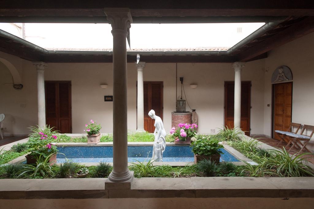 Fiorenza B&B ฟลอเรนซ์ ภายนอก รูปภาพ