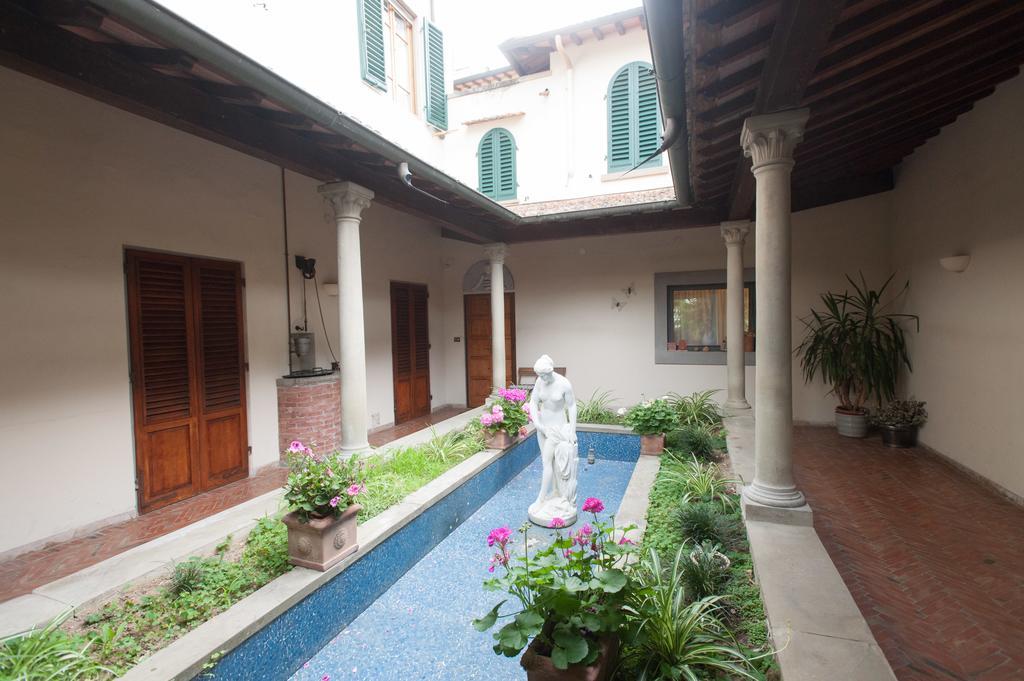 Fiorenza B&B ฟลอเรนซ์ ภายนอก รูปภาพ